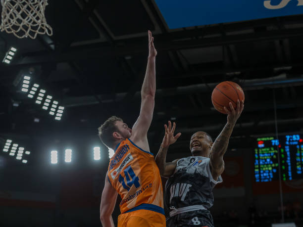 台上的另一 台上的另一