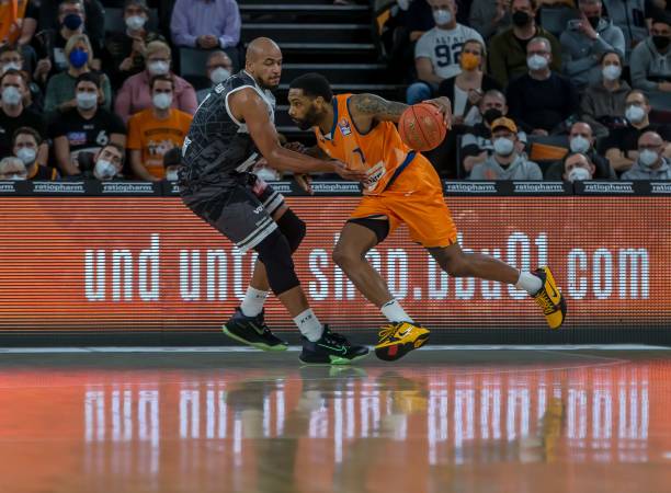 事的是著名 事的是著名